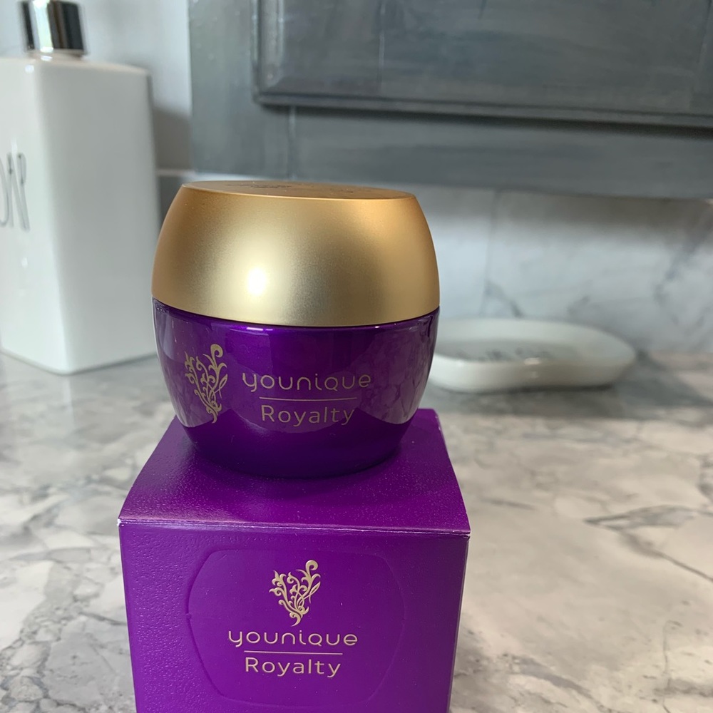 Younique brightening mask